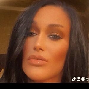 Meet your Posher, Brandi